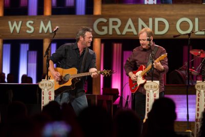 Blake Shelton performs with Steve Wariner at The Grand Ole Opry on Country Music News Blog.